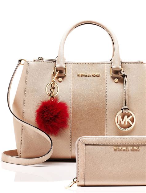 michael kors taschen auf ratenzahlung|Michael Kors opened satchel purse.